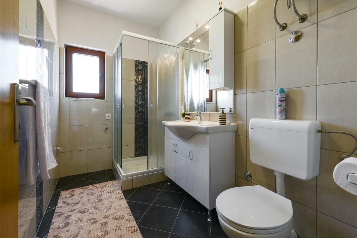 Apartment Lordanic Zaglav, Dugi Otok Exterior photo